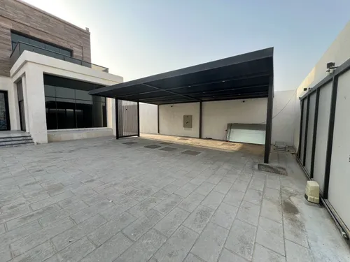 5 Bedrooms Villa in Wadi Alshabak