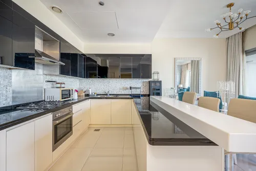 2 Bedrooms Apartment in Downtown Dubai