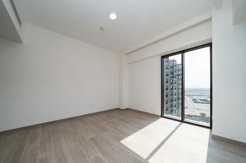 2 Bedrooms Apartment in Lotus Building 2, Lotus at Creek Beach