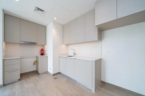 2 Bedrooms Apartment in Lotus Building 2, Lotus at Creek Beach