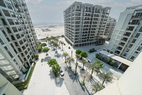 2 Bedrooms Apartment in Lotus Building 2, Lotus at Creek Beach