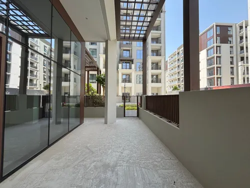 2 Bedrooms Apartment in Lotus Building 4, Lotus at Creek Beach