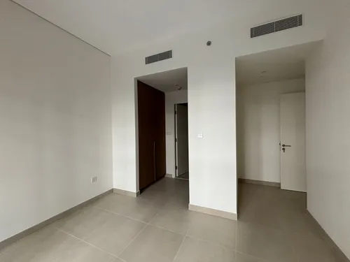 2 Bedrooms Apartment in Lotus Building 4, Lotus at Creek Beach