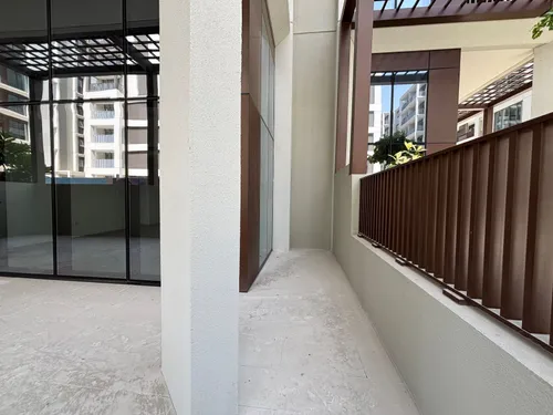 2 Bedrooms Apartment in Lotus Building 4, Lotus at Creek Beach