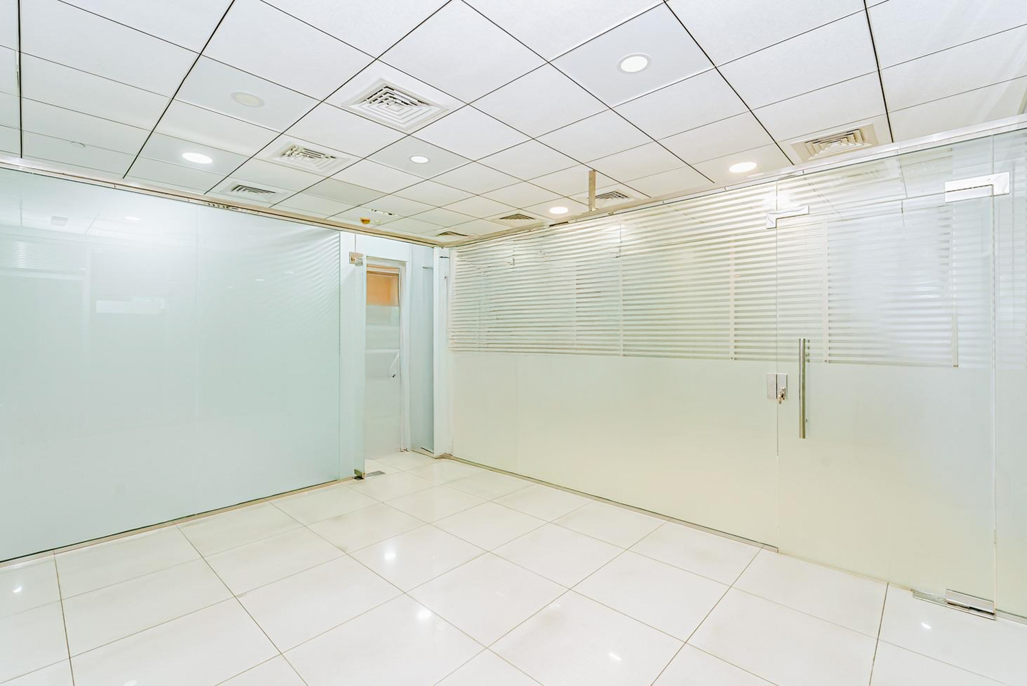  Office Space in Al Fardha Building