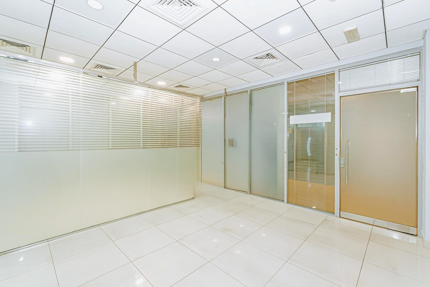  Office Space in Al Fardha Building