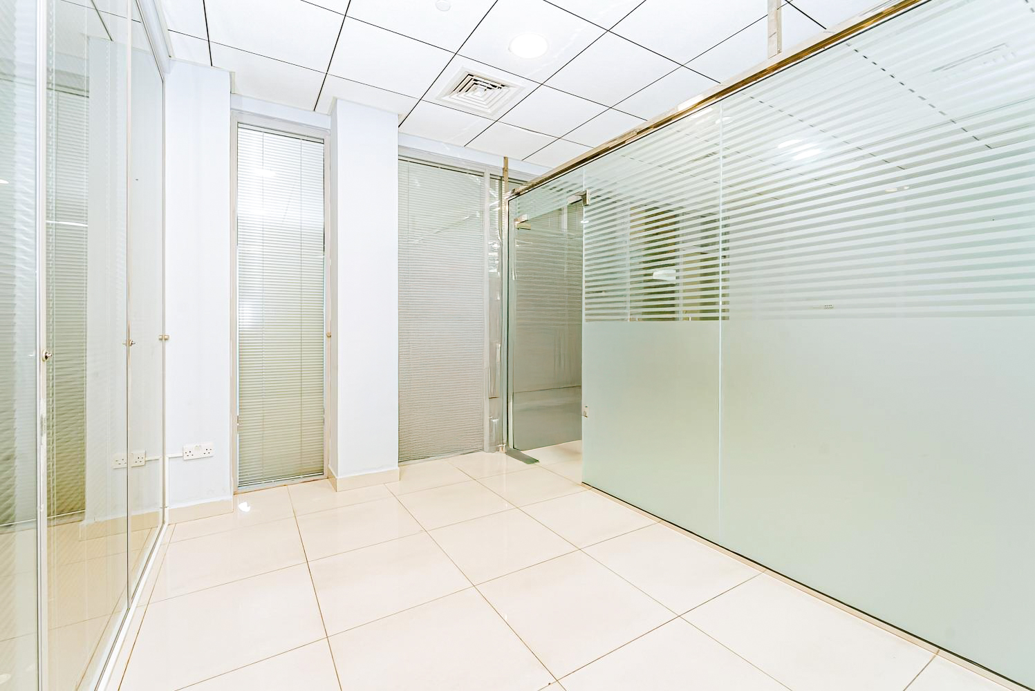  Office Space in Al Fardha Building