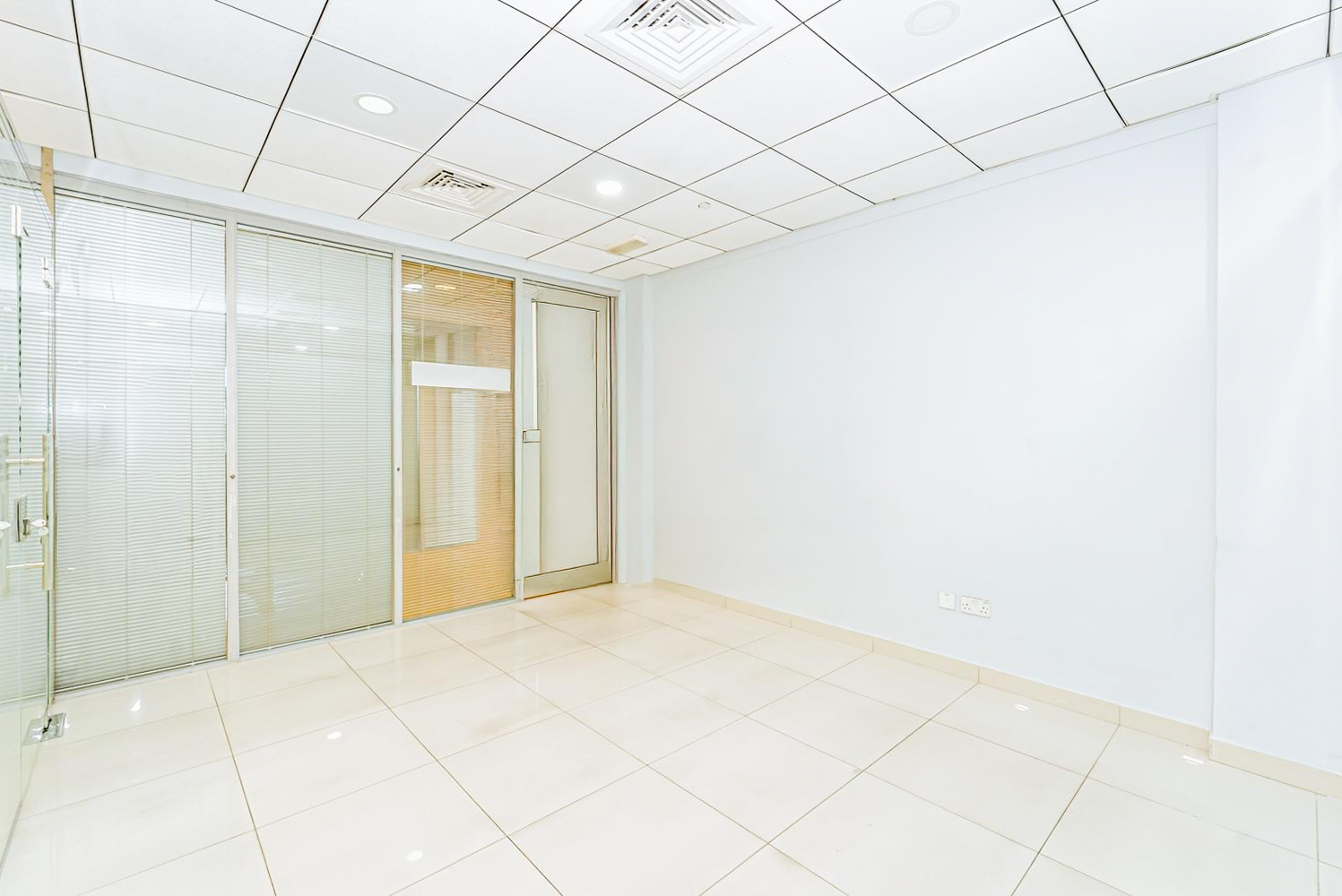  Office Space in Al Fardha Building