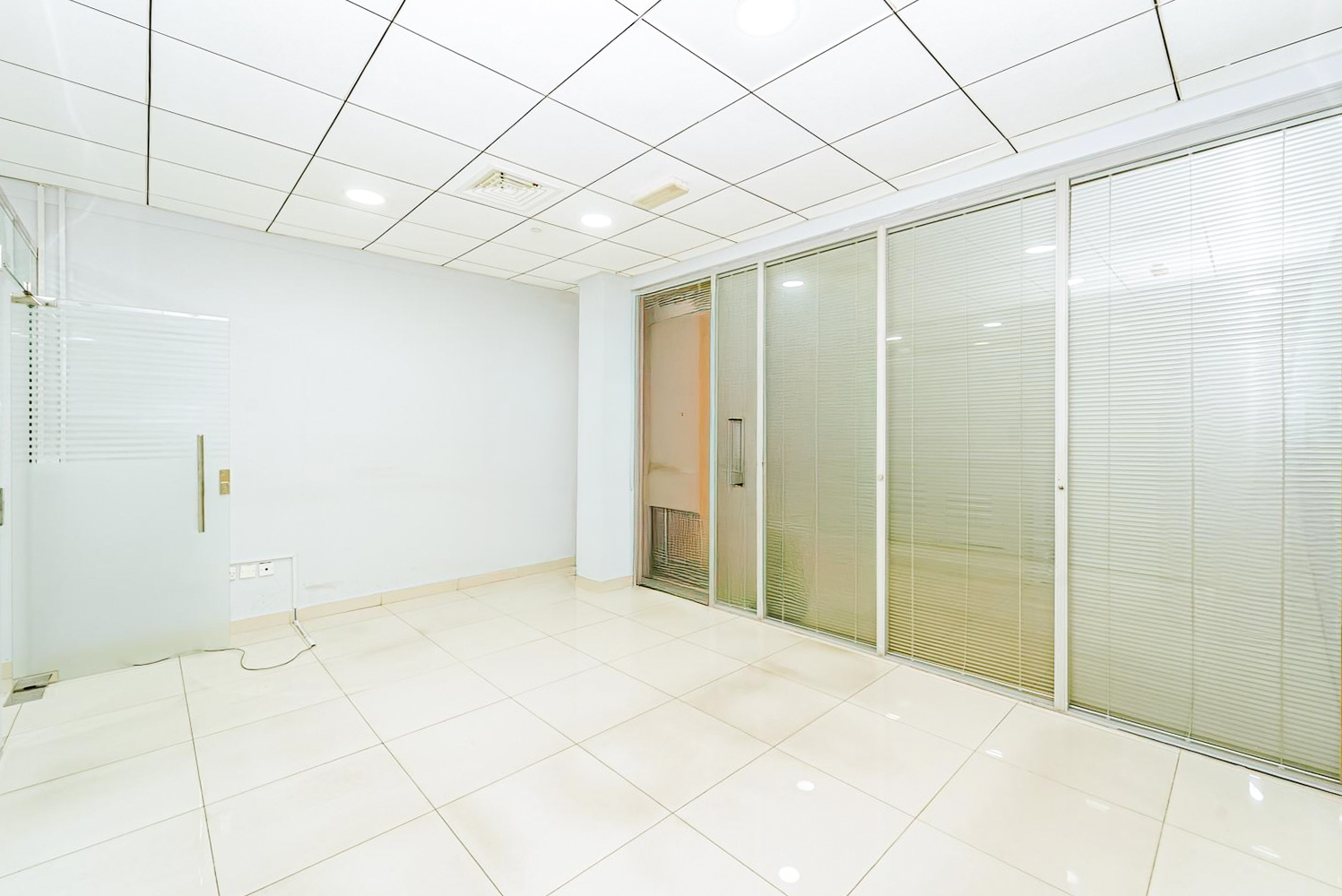  Office Space in Al Fardha Building
