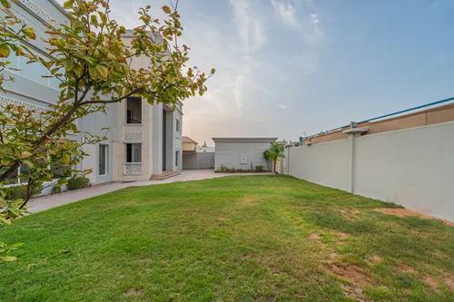 6 Bedrooms Land in Al Barsha 2 Villas