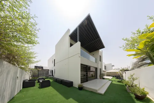 6 Bedrooms Villa in Aurum Villas