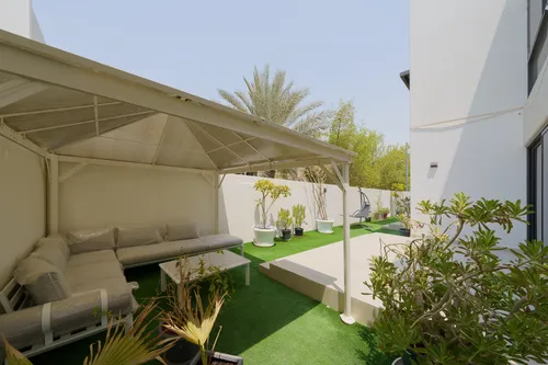 6 Bedrooms Villa in Aurum Villas