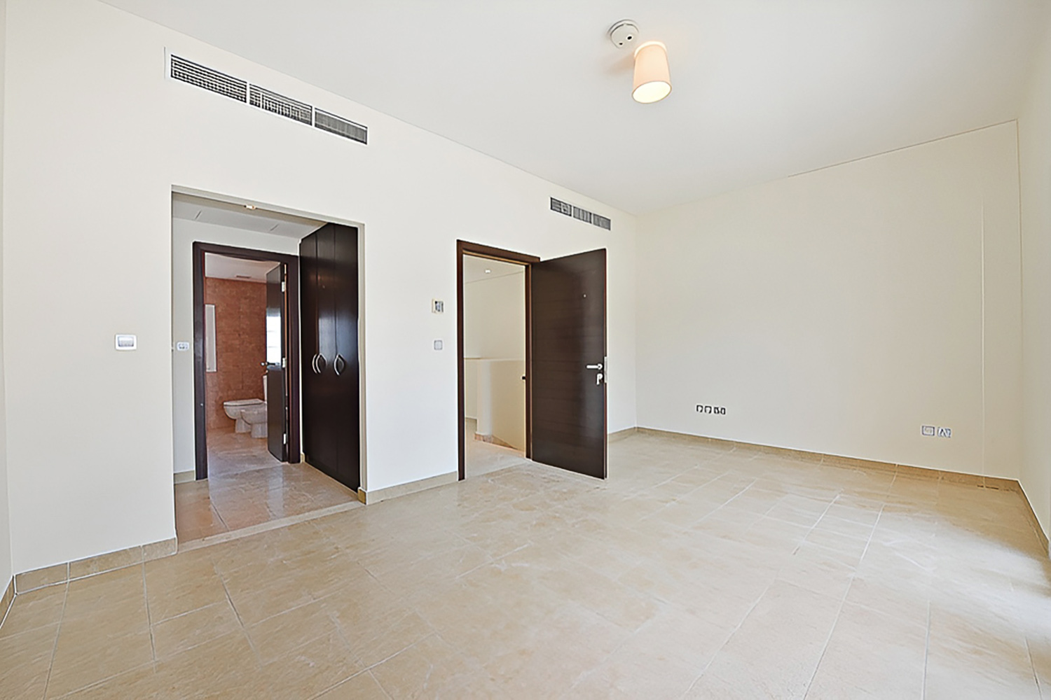 1 Bedroom Townhouse in Arabian Townhouse