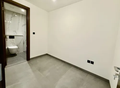 3 Bedrooms Apartment in The Crest Tower D