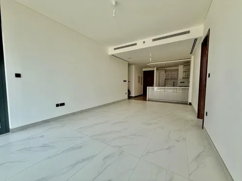 3 Bedrooms Apartment in The Crest Tower D
