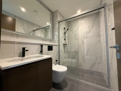 3 Bedrooms Apartment in The Crest Tower D