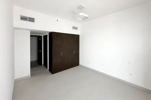 2 Bedrooms Apartment in Bluebay Walk