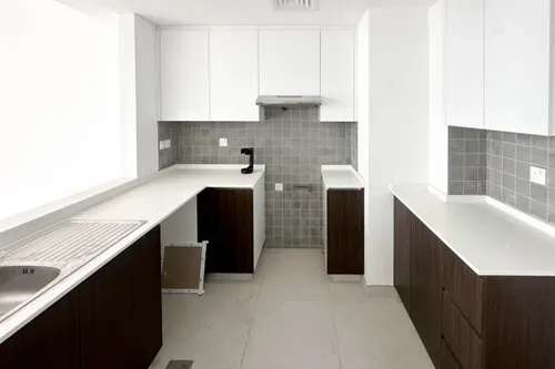 2 Bedrooms Apartment in Bluebay Walk
