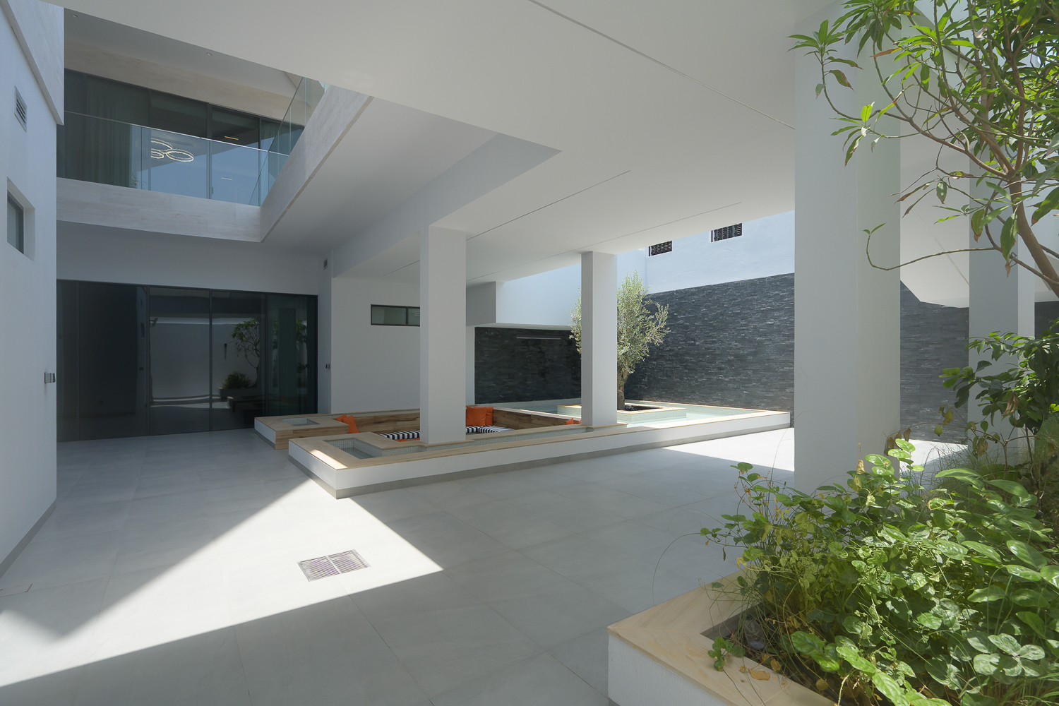 5 Bedrooms Villa in Umm Suqeim 1 Villas