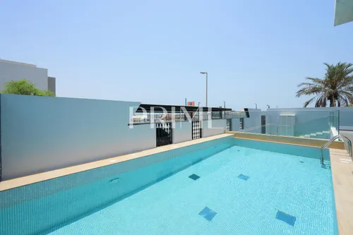 5 Bedrooms Villa in Umm Suqeim 1 Villas