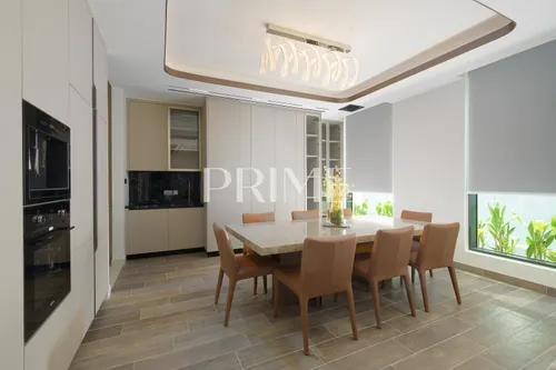 5 Bedrooms Villa in Umm Suqeim 1 Villas
