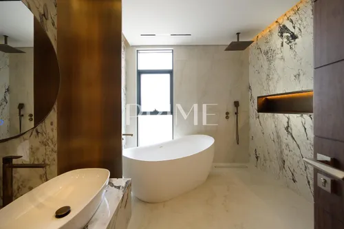 5 Bedrooms Villa in Umm Suqeim 1 Villas