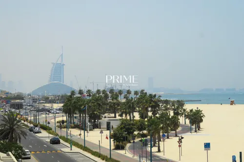 5 Bedrooms Villa in Umm Suqeim 1 Villas