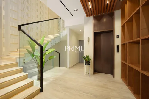 5 Bedrooms Villa in Umm Suqeim 1 Villas