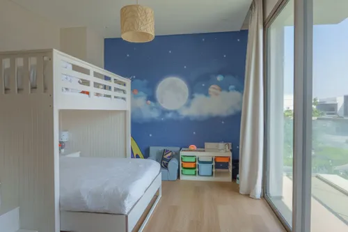 4 Bedrooms Villa in Redwoods