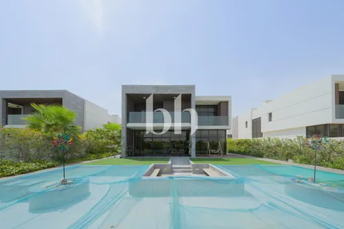 Huge Plot | Vacant Now | Full Golf View | Furnished