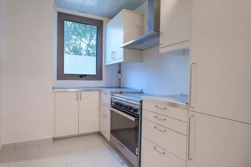 4 Bedrooms Villa in Redwoods