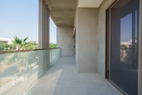 4 Bedrooms Villa in Redwoods