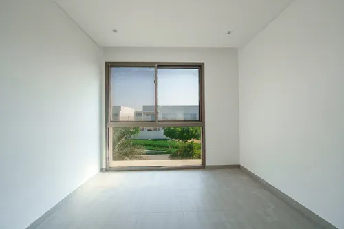 4 Bedrooms Villa in Redwoods