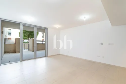 Gorgeous Townhouse | Swimming Pool and Sea View