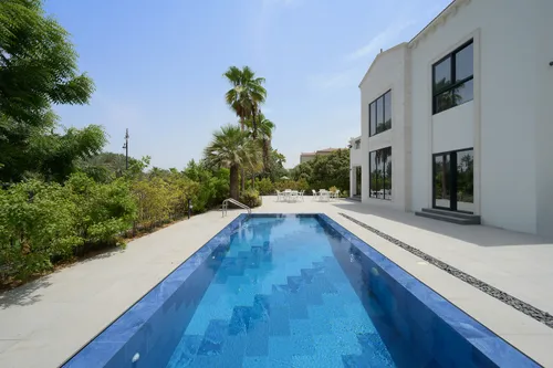 4 Bedrooms Villa in Entertainment Foyer