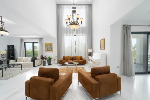 4 Bedrooms Villa in Entertainment Foyer