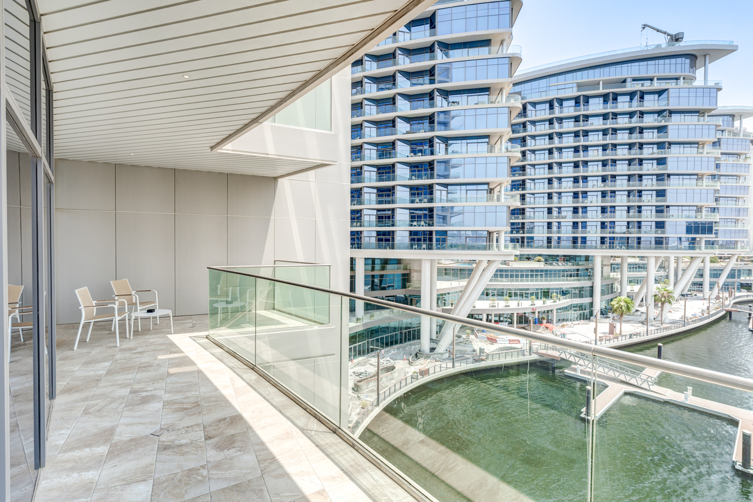 2 Bedrooms Hotel Apartment in Hilton Dubai Creek Hotel & Residences