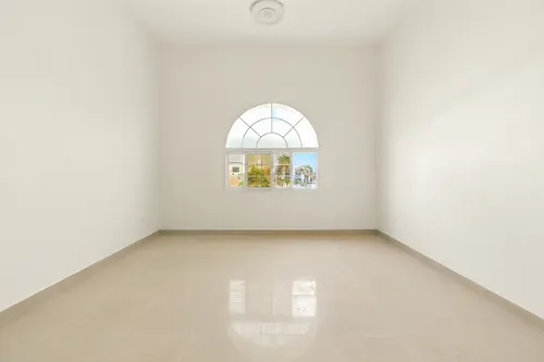 4 Bedrooms Villa in Al Mizhar