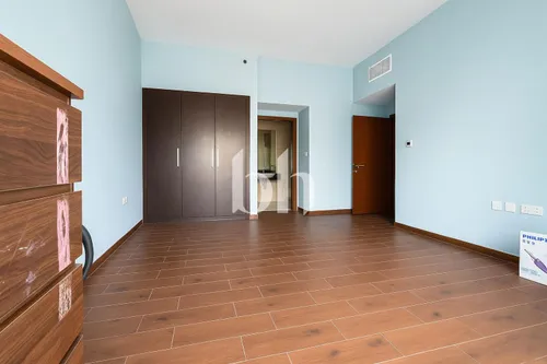 Vacant | Vastu | Spacious |Price to Sell