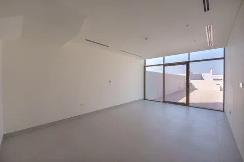 2 Bedrooms Townhouse in Seef Al Jubail