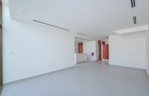 2 Bedrooms Townhouse in Seef Al Jubail