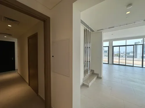 4 Bedrooms Villa in Tilal Al Furjan 1