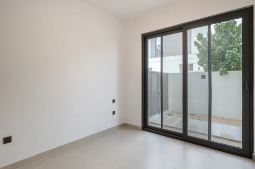 5 Bedrooms Villa in Aura 1