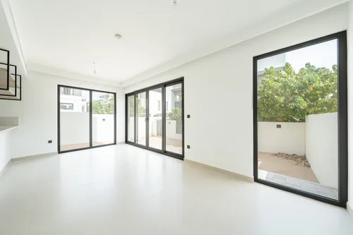 5 Bedrooms Villa in Aura 1