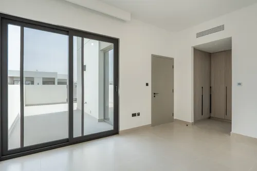 5 Bedrooms Villa in Aura 1