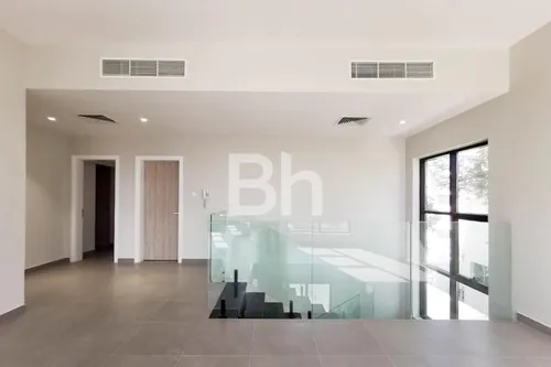 4 Bedrooms Villa in Umm Suqeim 3 Villas