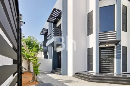 4 Bedrooms Villa in Umm Suqeim 3 Villas