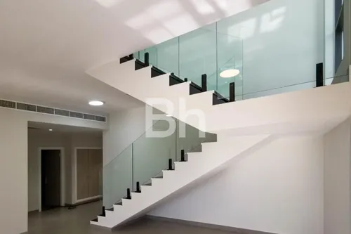 4 Bedrooms Villa in Umm Suqeim 3 Villas