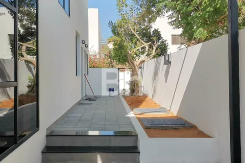 4 Bedrooms Villa in Umm Suqeim 3 Villas