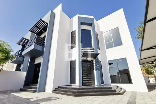Spacious Villa | Unfurnished | Managed